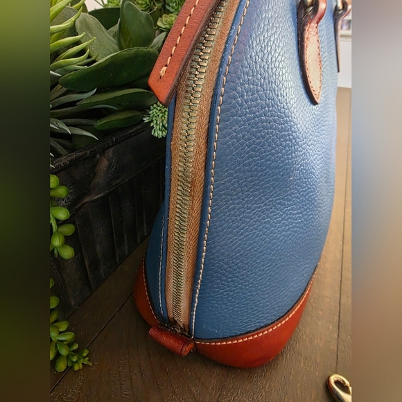 Dooney & Bourke Pebblegrain Zip Top Dome Satchel/Crossbody In The Color Jeans - Picture 11 of 13